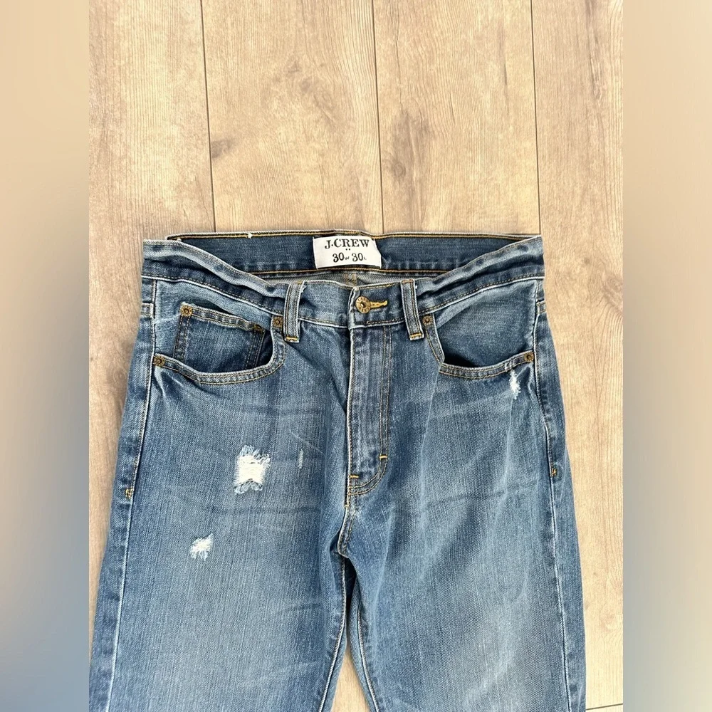 J. Crew Men’s 30x30 distressed blue jeans